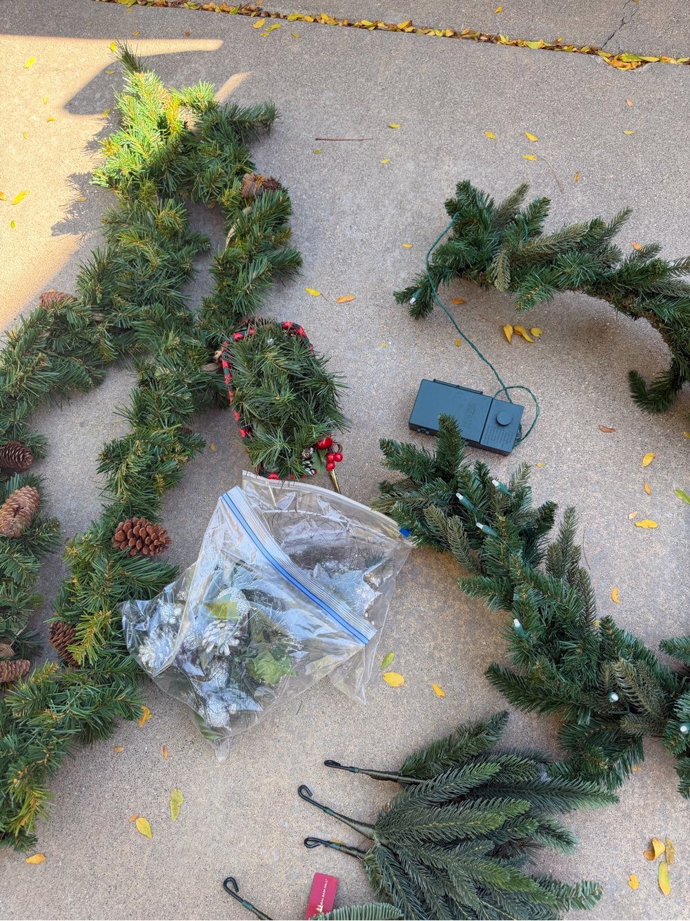 Artificial Pine Garland with Pinecones and Red Berries - Green